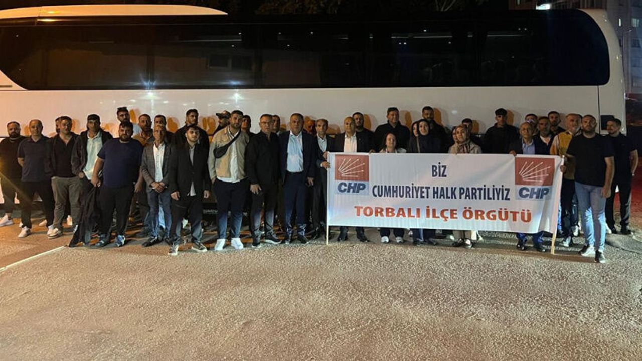 Kılıçdaroğlu İçin Otobüs Seferleri: Eleştiriler Yeniden Gündemde