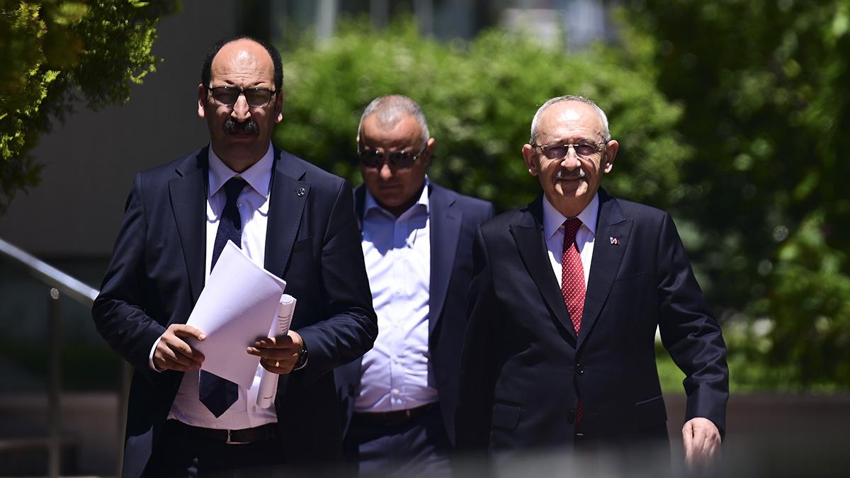 Kemal Kılıçdaroğlu'ndan 2,5 Yıl Sonra Gelen Kritik Mesajlar Kemal Kılıçdaroğlu'ndan 2,5 Yıl Sonra Gelen Kritik Mesajlar