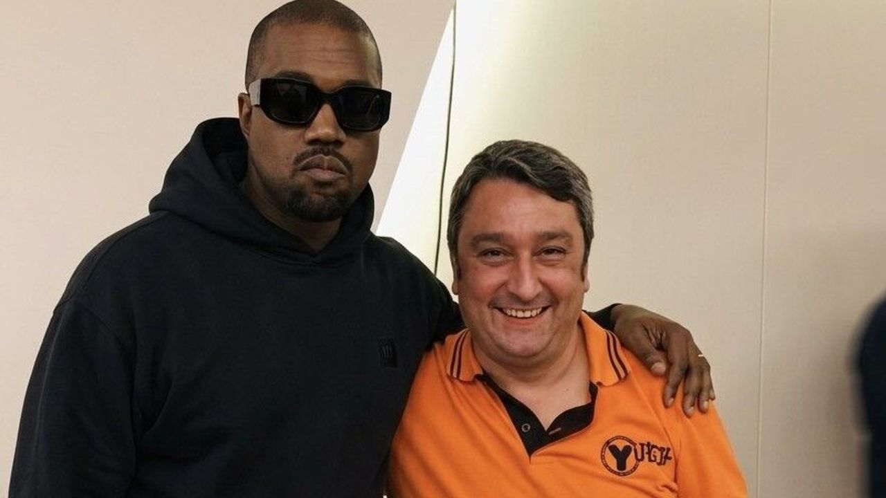 Kanye West'in İstanbul'daki Sıra Dışı Macerası: Köfteci Yusuf İddiası Kanye West'in İstanbul'daki Sıra Dışı Macerası: Köfteci Yusuf İddiası
