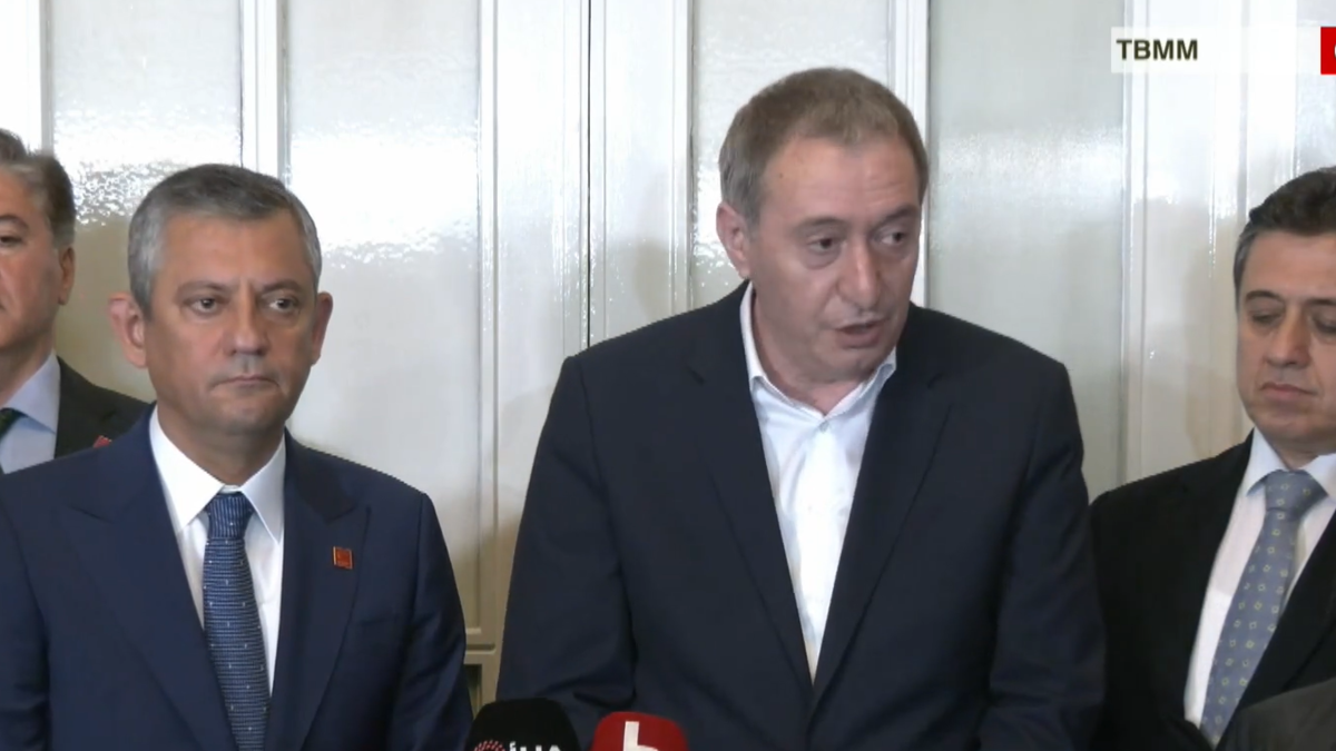 DEM Parti: CHP'ye Yönelik Saldırıları Kınıyoruz