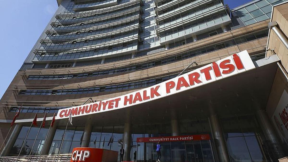 Ankara'da Tarihi Karar: CHP Genel Merkezi'ne Mahkeme Kararı Asıldı