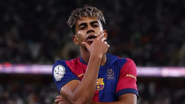 Lamine Yamal, LaLiga'da Sezonun Oyuncusu Seçildi: 16 Golle Parladı
