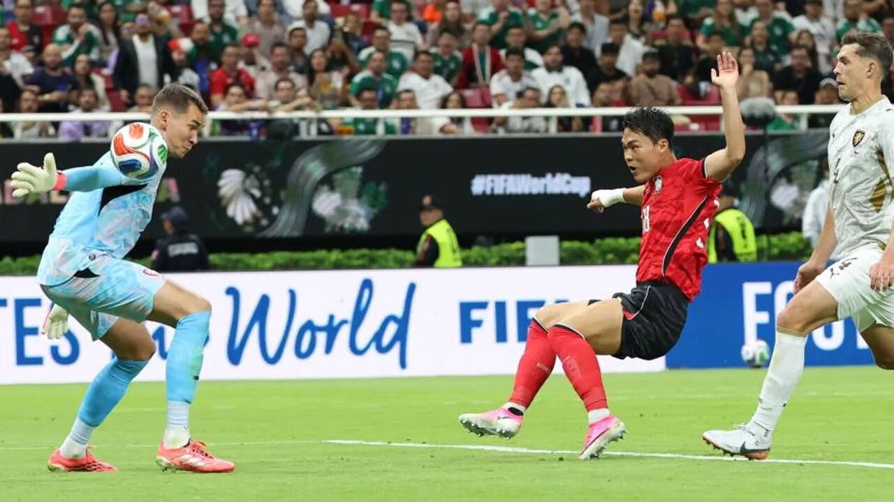 Hyeon-Gyu Oh: Beşiktaşlı Yıldız, Güney Kore'ye Galibiyeti Getiren Golü Attı Hyeon-Gyu Oh: Beşiktaşlı Yıldız, Güney Kore'ye Galibiyeti Getiren Golü Attı
