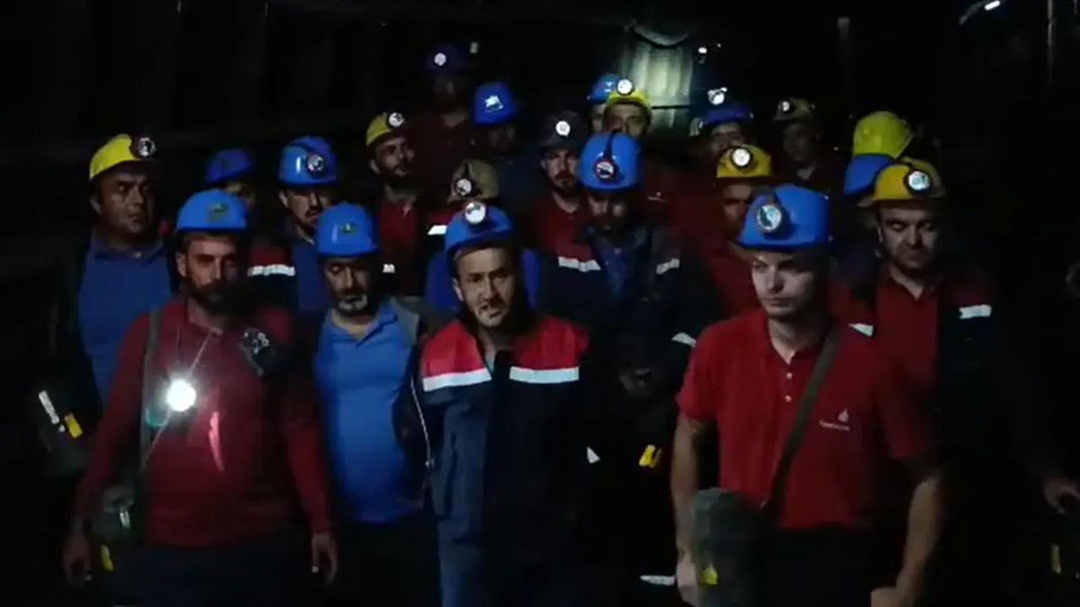 Madenciler 25 Gündür Eylemde: Açlık Grevi Başlattılar Madenciler 25 Gündür Eylemde: Açlık Grevi Başlattılar
