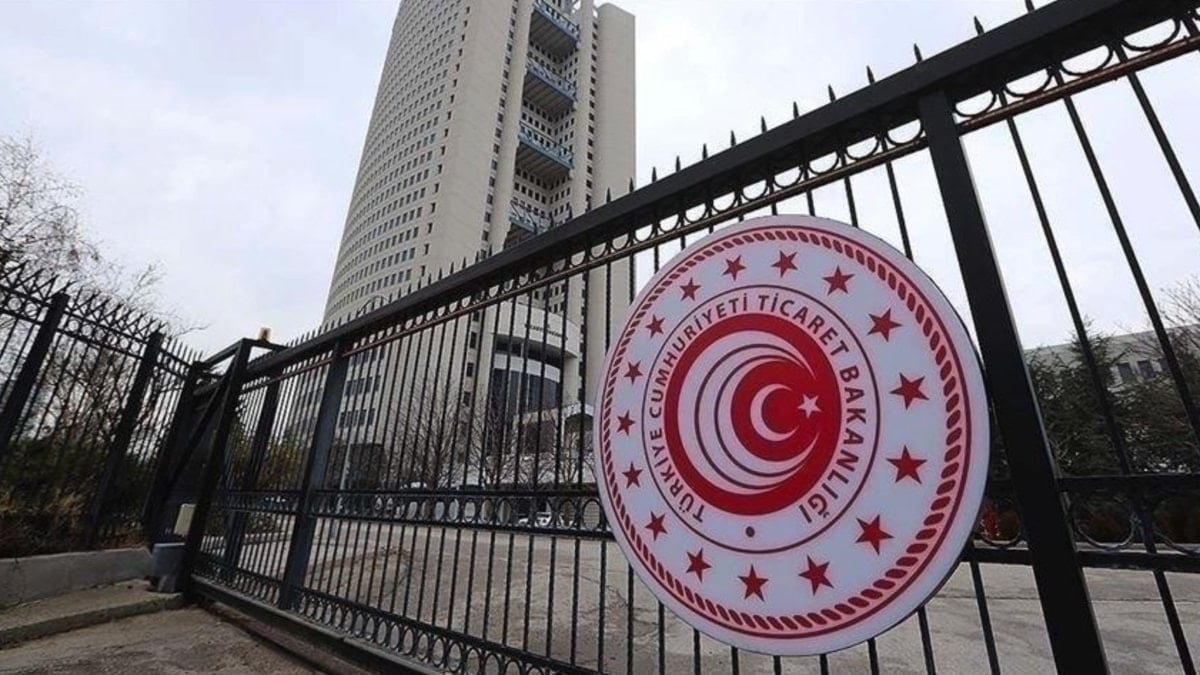 Ticaret Bakanlığı'ndan META'ya 5 Milyon Lira Ceza: Sahte İlanlara Geçit Yok Ticaret Bakanlığı'ndan META'ya 5 Milyon Lira Ceza: Sahte İlanlara Geçit Yok