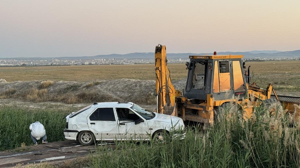 Feci Kaza: Karaman'da Dereye Devrilen Araçta 3 Çocuk Hayatını Kaybetti Feci Kaza: Karaman'da Dereye Devrilen Araçta 3 Çocuk Hayatını Kaybetti