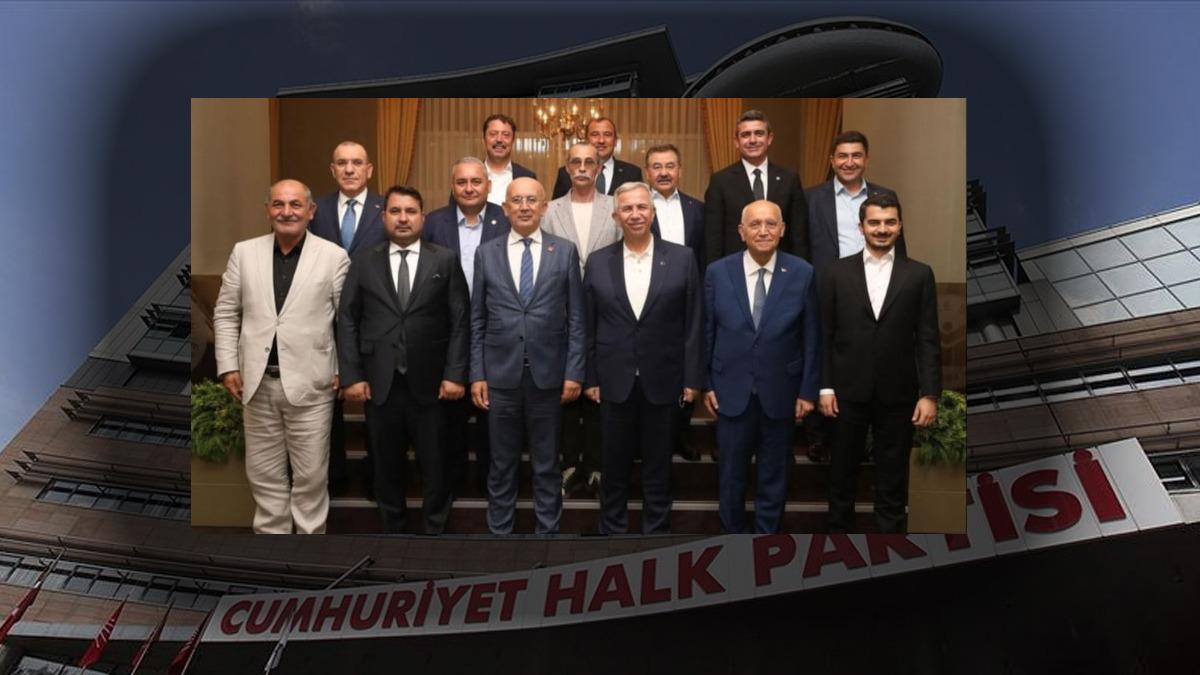 Satılmış Karakoç: AK Parti'ye Geçiş İddiaları Asılsız Satılmış Karakoç: AK Parti'ye Geçiş İddiaları Asılsız