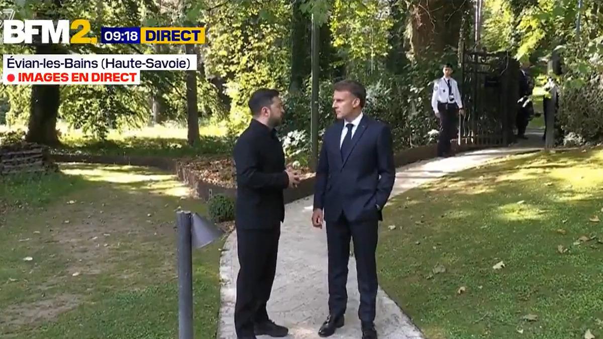 Zelenskiy ve Macron'un Açık Mikrofon Diyaloğu: Trump ile Görüşme Detayları Zelenskiy ve Macron'un Açık Mikrofon Diyaloğu: Trump ile Görüşme Detayları