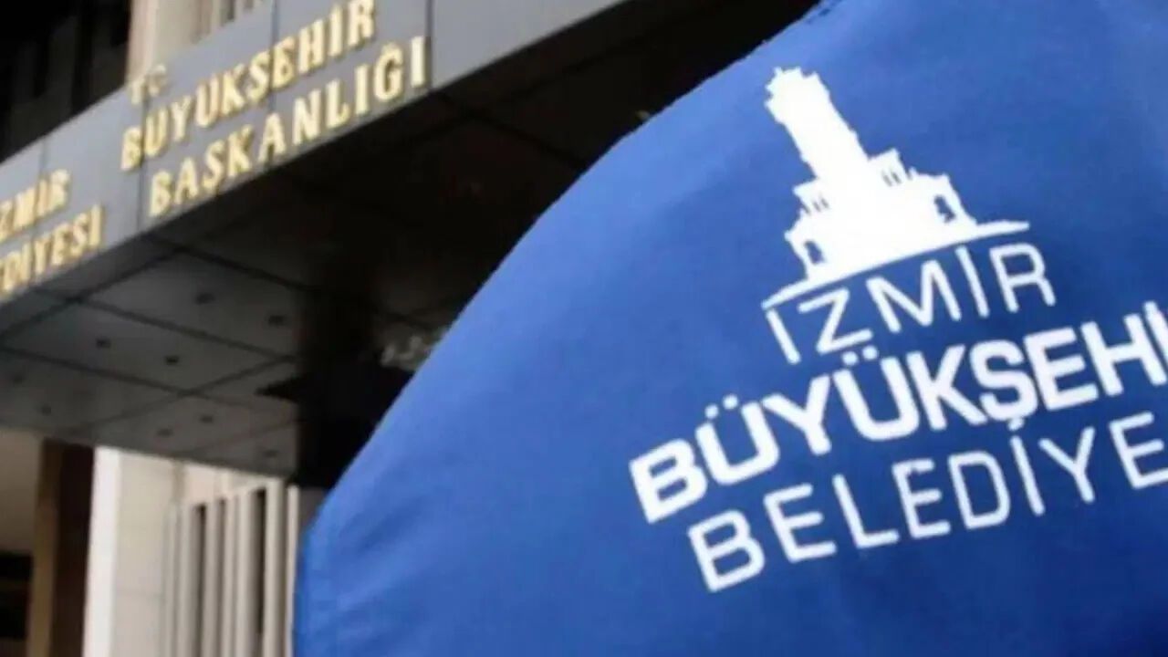 İzmir Büyükşehir'de İstifa Dalgası: Başkan ve Meclis Üyeleri Ayrıldı İzmir Büyükşehir'de İstifa Dalgası: Başkan ve Meclis Üyeleri Ayrıldı