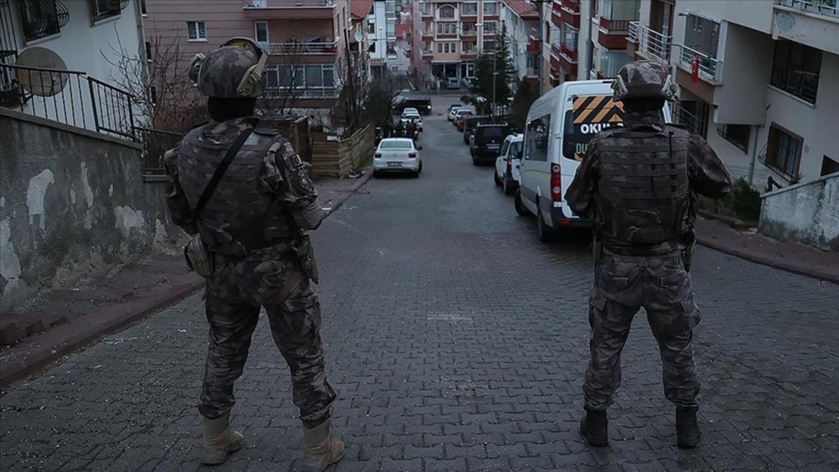 Şapkalılar Çetesine 5 İlde Operasyon: 172 Şüpheli Tutuklandı Şapkalılar Çetesine 5 İlde Operasyon: 172 Şüpheli Tutuklandı