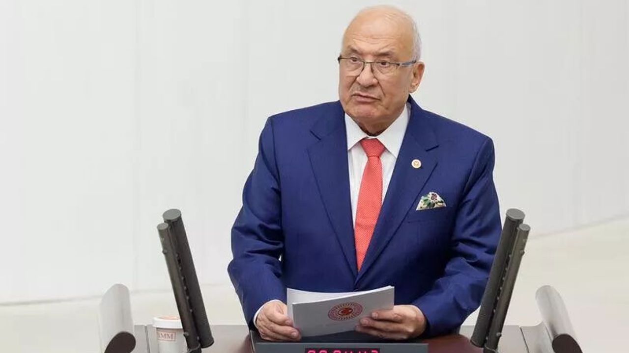 Dolandırıcı İstanbul'da Yakalandı: İYİ Parti Milletvekili Kocamaz'a 10 Kilo Altın Vurgunu Dolandırıcı İstanbul'da Yakalandı: İYİ Parti Milletvekili Kocamaz'a 10 Kilo Altın Vurgunu