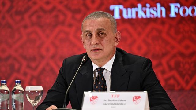 A Milli Takım'ın Dünya Kupası'ndan Sıfır Puanla Elenmesi: TFF'ye İstifa Çağrısı A Milli Takım'ın Dünya Kupası'ndan Sıfır Puanla Elenmesi: TFF'ye İstifa Çağrısı