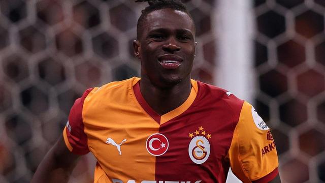 Wilfried Singo'nun Sakatlığı: Galatasaray'ın 55 Milyon Euro'luk Planı Suya Düştü Wilfried Singo'nun Sakatlığı: Galatasaray'ın 55 Milyon Euro'luk Planı Suya Düştü