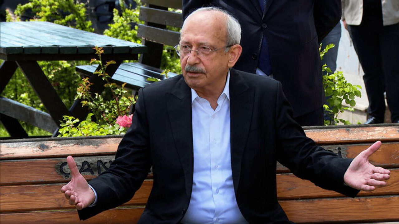 Kılıçdaroğlu'ndan Yeni İhraç Listesi: Adnan Beker ve Ümit Dikbayır İsimleri Öne Çıkıyor Kılıçdaroğlu'ndan Yeni İhraç Listesi: Adnan Beker ve Ümit Dikbayır İsimleri Öne Çıkıyor