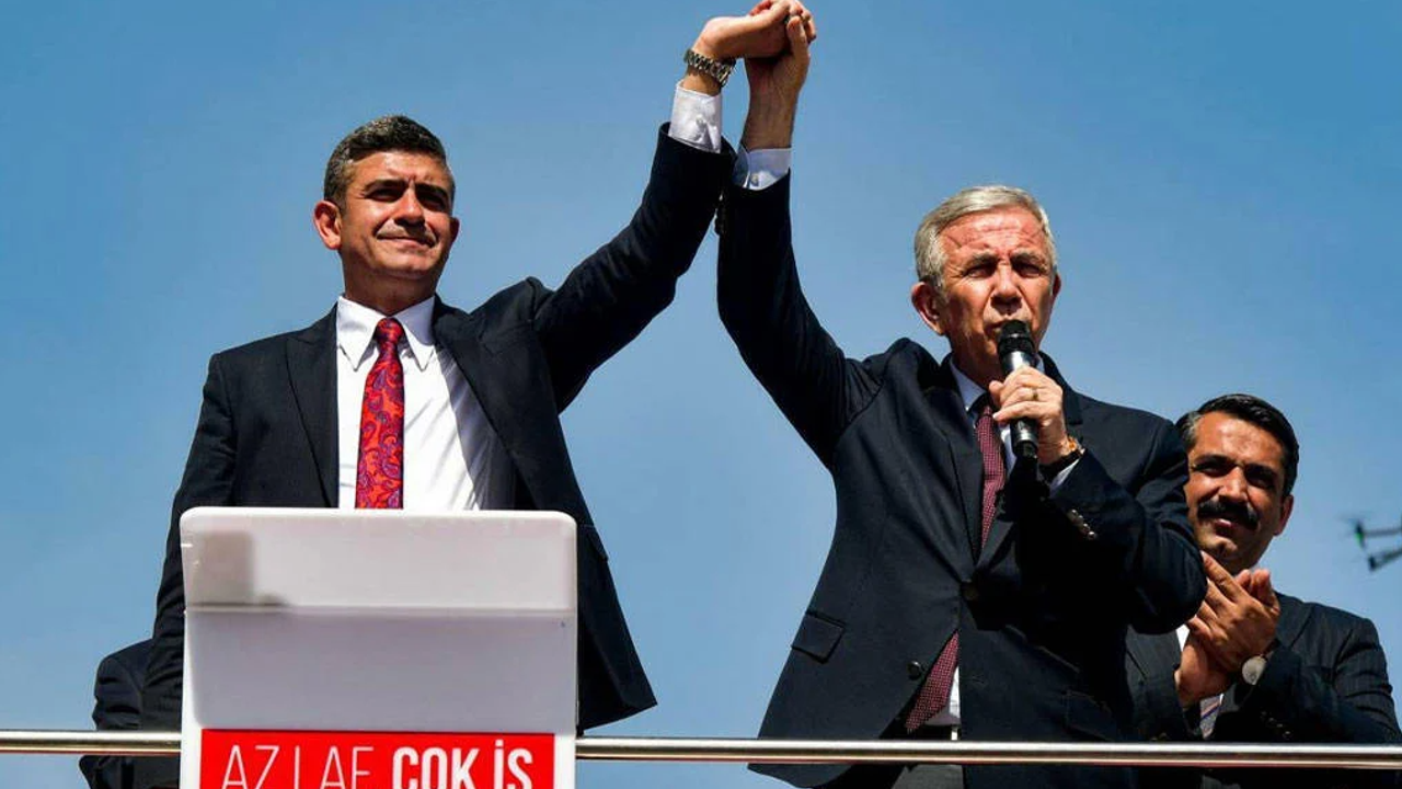 Mansur Yavaş: Levent Koç, Parti Değiştirmeyeceğini Söyledi Mansur Yavaş: Levent Koç, Parti Değiştirmeyeceğini Söyledi