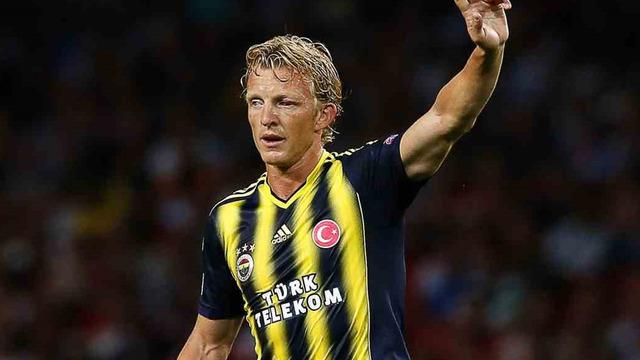 Dirk Kuyt, Fenerbahçe'ye 11 Yıl Aradan Sonra Teknik Heyette Döndü