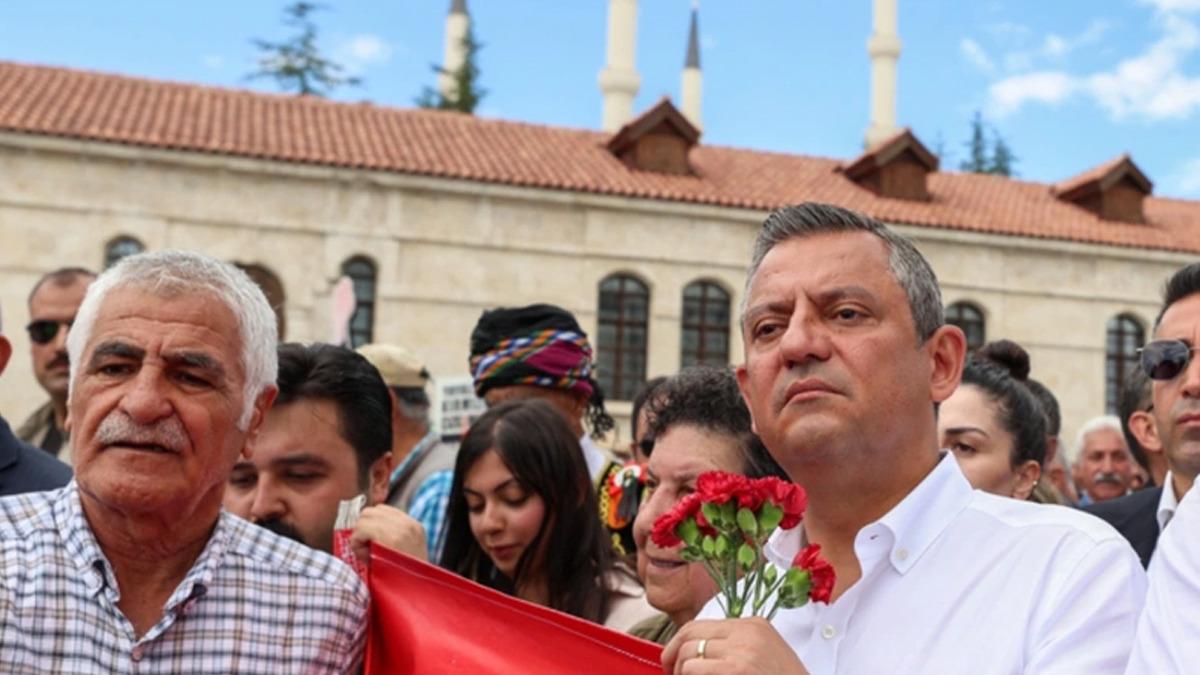 Özgür Özel, Sivas'taki Madımak yürüyüşüne katıldı: "Utanç müzesi olmalı"