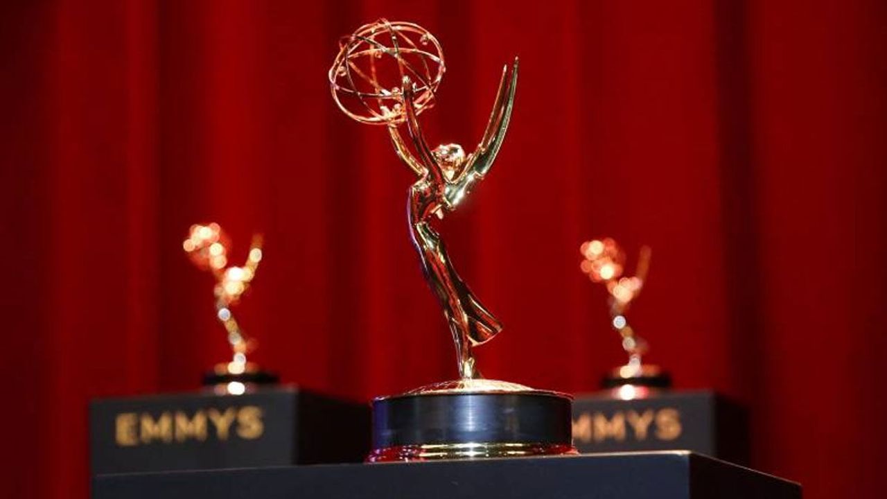 Emmy sahnesinde 15 yıl sonra bir ilk yaşanacak