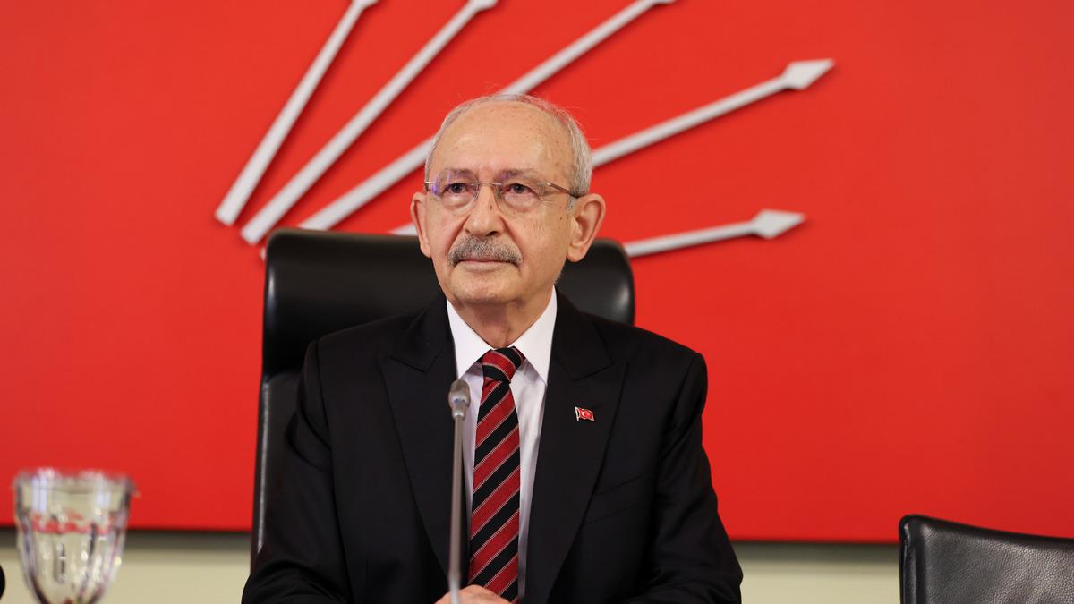 CHP'den 8 ilde yeni hamle: İl başkanları görevden alındı