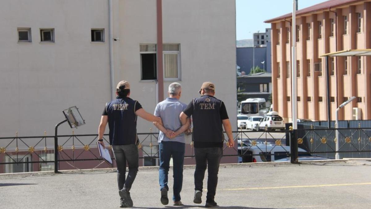 Sivas'ta firari FETÖ hükümlüsü yakalandı