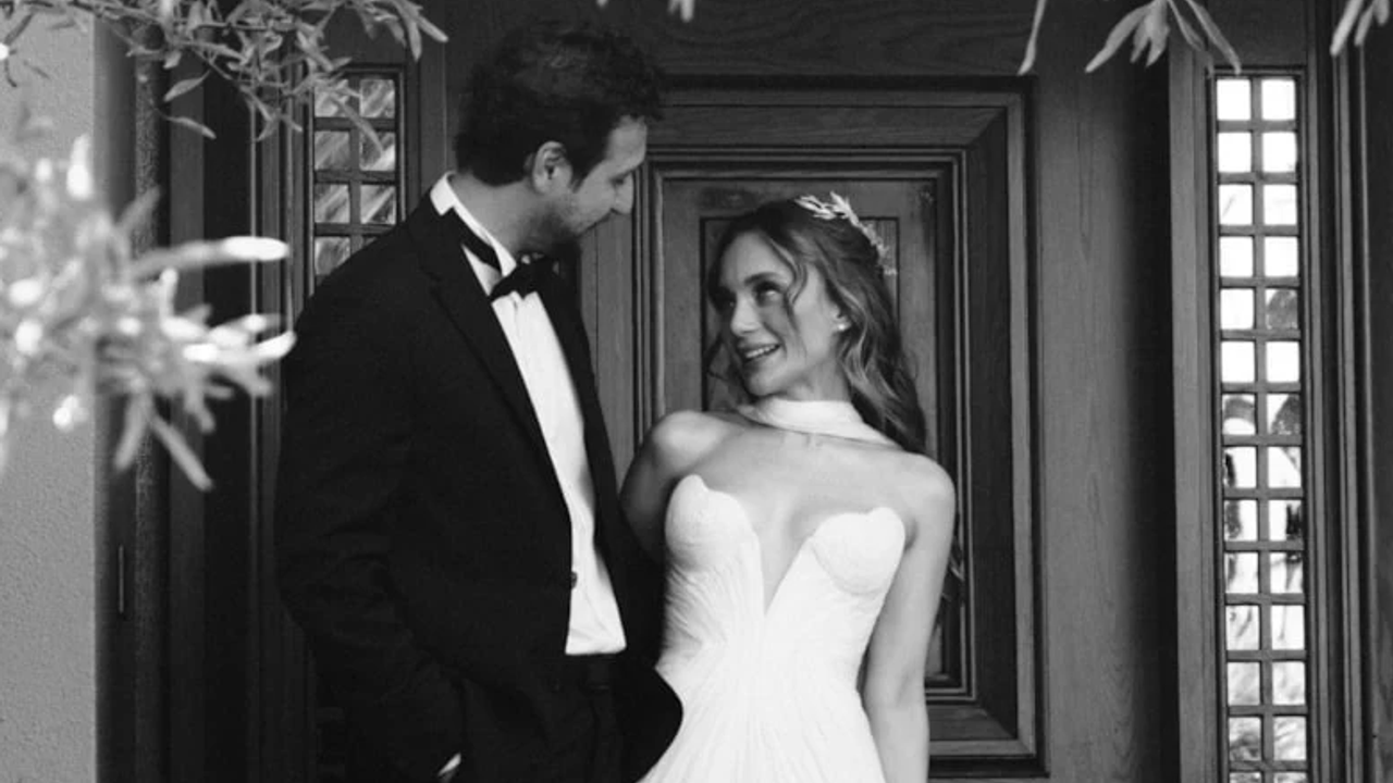 Damla Sönmez’den romantik düğün paylaşımı geldi