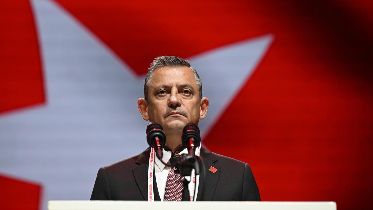 Özgür Özel cephesinde yeni parti için tarih verildi: "21 Temmuz'dan sonra düğmeye basacağız"