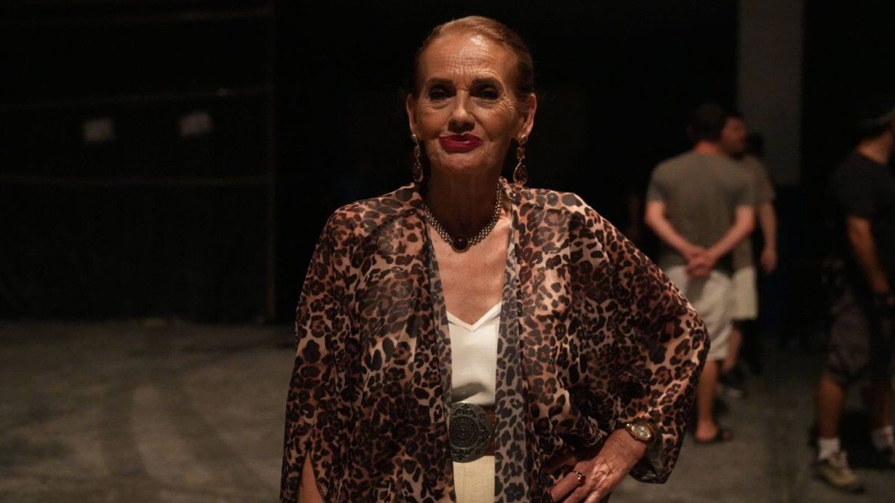 Nur Sürer 47 yıllık kariyerinde ezber bozdu Nur Sürer 47 yıllık kariyerinde ezber bozdu