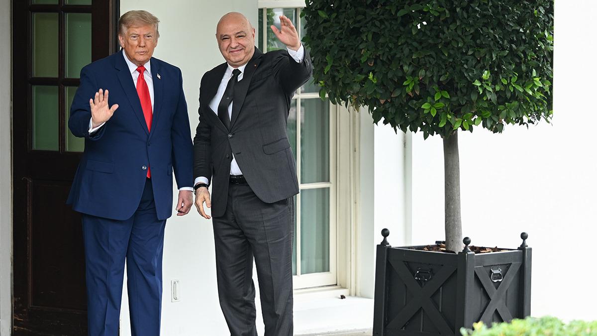 Lübnan lideri Trump'a methiyeler dizdi! 'Aferini' kapınca ağzındaki baklayı çıkardı Lübnan lideri Trump'a methiyeler dizdi! 'Aferini' kapınca ağzındaki baklayı çıkardı