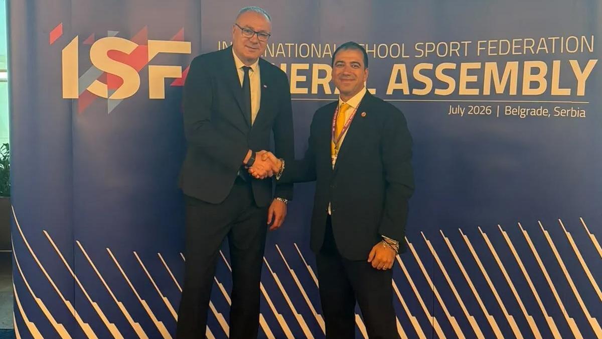 İlhan Demir Uluslararası Okul Sporları Federasyonu YK üyeliğine seçildi! İlhan Demir Uluslararası Okul Sporları Federasyonu YK üyeliğine seçildi!