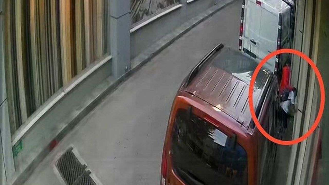 Akran zorbalığı kameraya böyle yansıdı