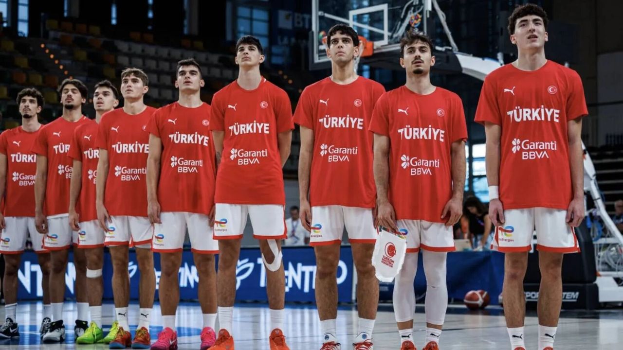 U18 Erkek Milli Basketbol Takımı, Slovakya'yı Farklı Geçerek Lider Tamamladı