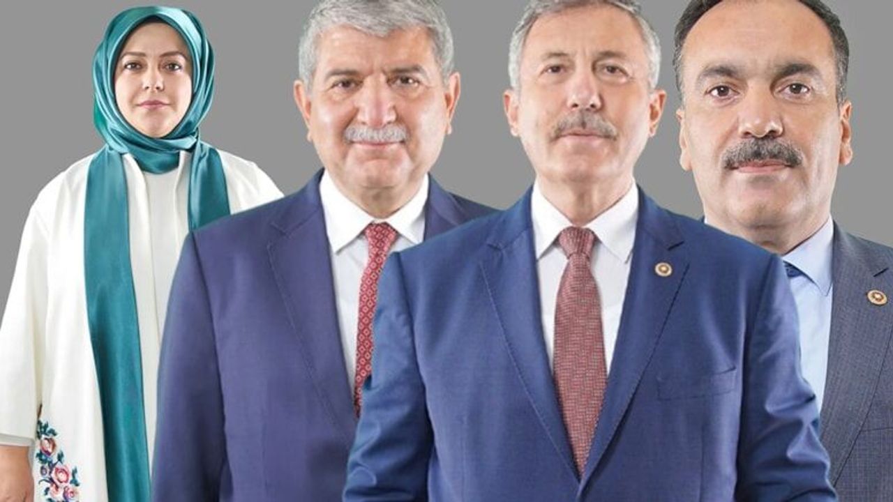 Gelecek Partisi'nin Siyasi Faaliyetleri Sonlandırıldı, Milletvekilleri Yeni Partilere Geçiyor