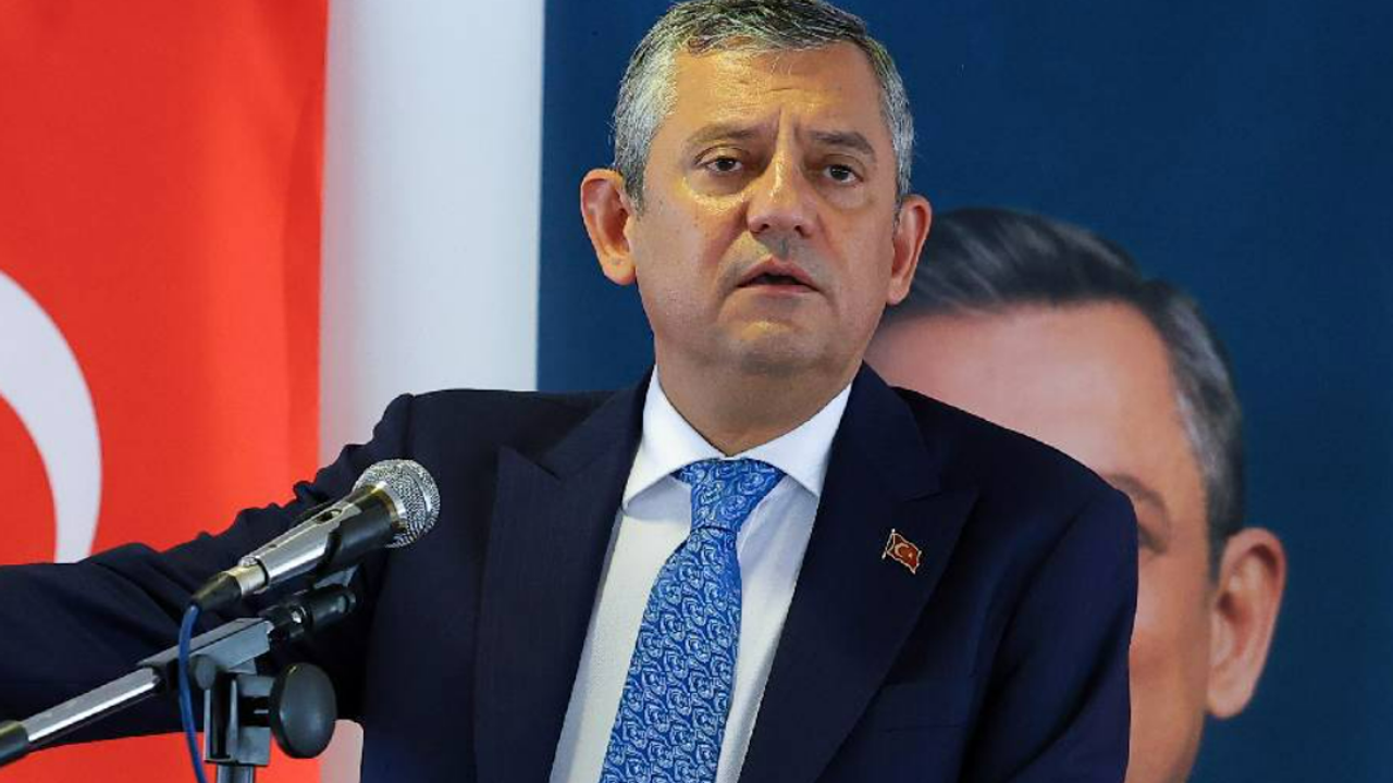Özgür Özel: YENİ Parti ile Tarihsel Önyargılar Aşıldı