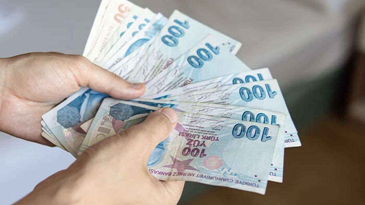 Türkiye'de Aylık Açlık Sınırı 37 Bin Liraya Yaklaştı Türkiye'de Aylık Açlık Sınırı 37 Bin Liraya Yaklaştı
