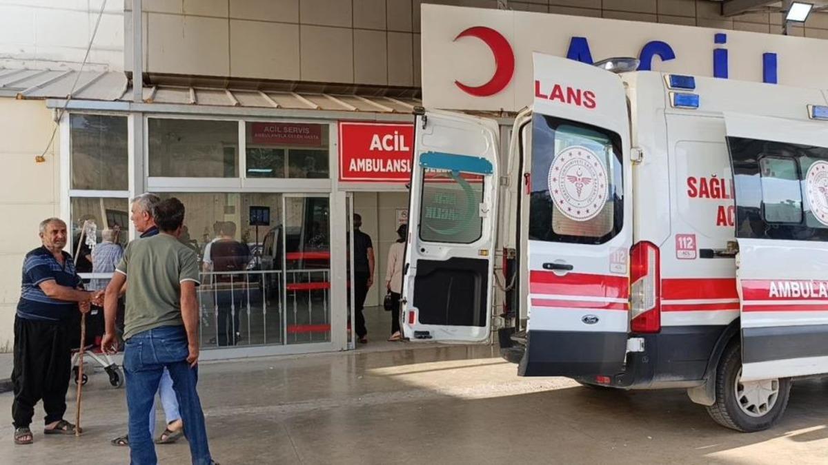 Kozan'da Traktör Kazası: Muhtar Ağır Yaralandı Kozan'da Traktör Kazası: Muhtar Ağır Yaralandı