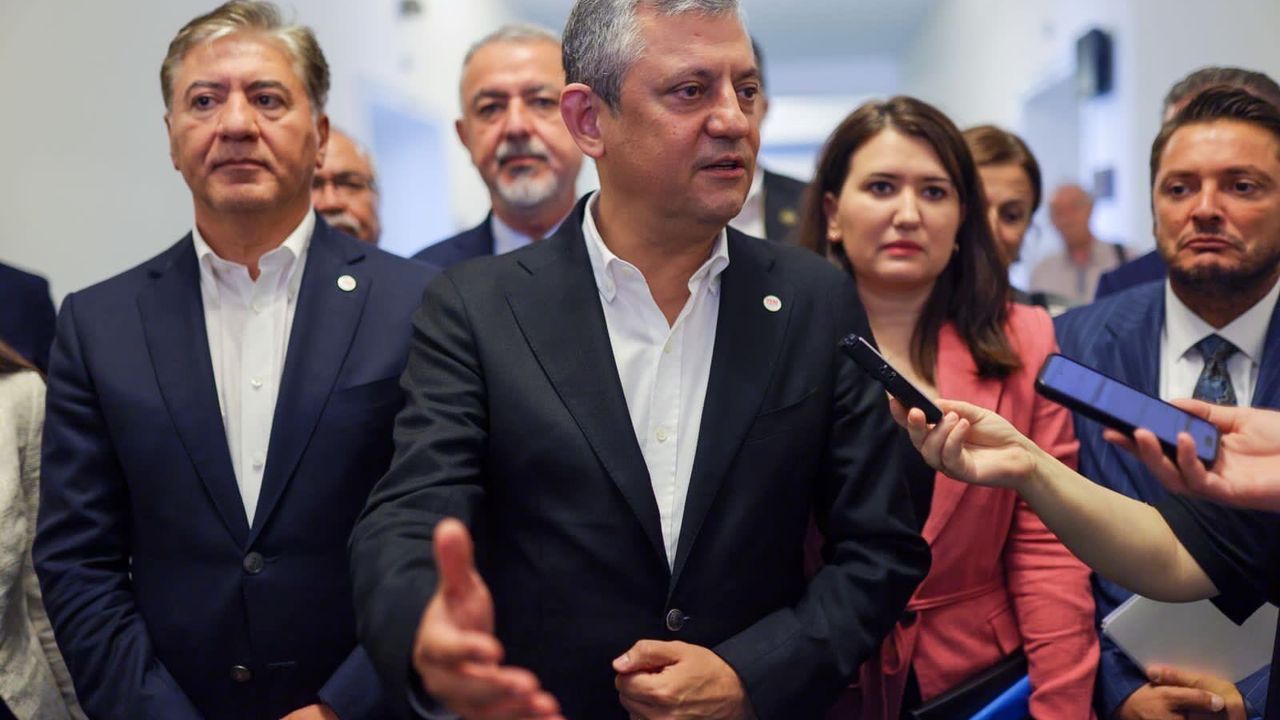 Özgür Özel: Çerçeve Yasa Metni Özensiz Hazırlandı Özgür Özel: Çerçeve Yasa Metni Özensiz Hazırlandı