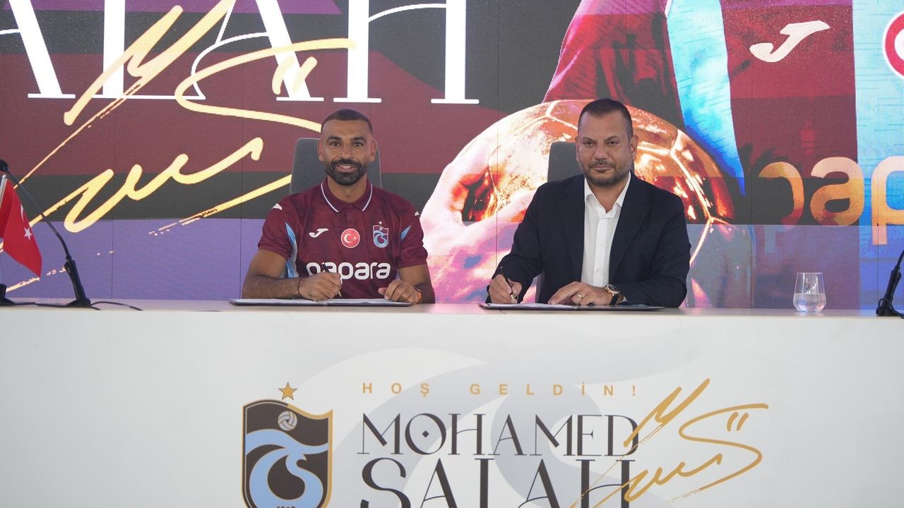 Muhammed Salah, Trabzonspor ile 30 Bin Taraftar Önünde İmza Attı