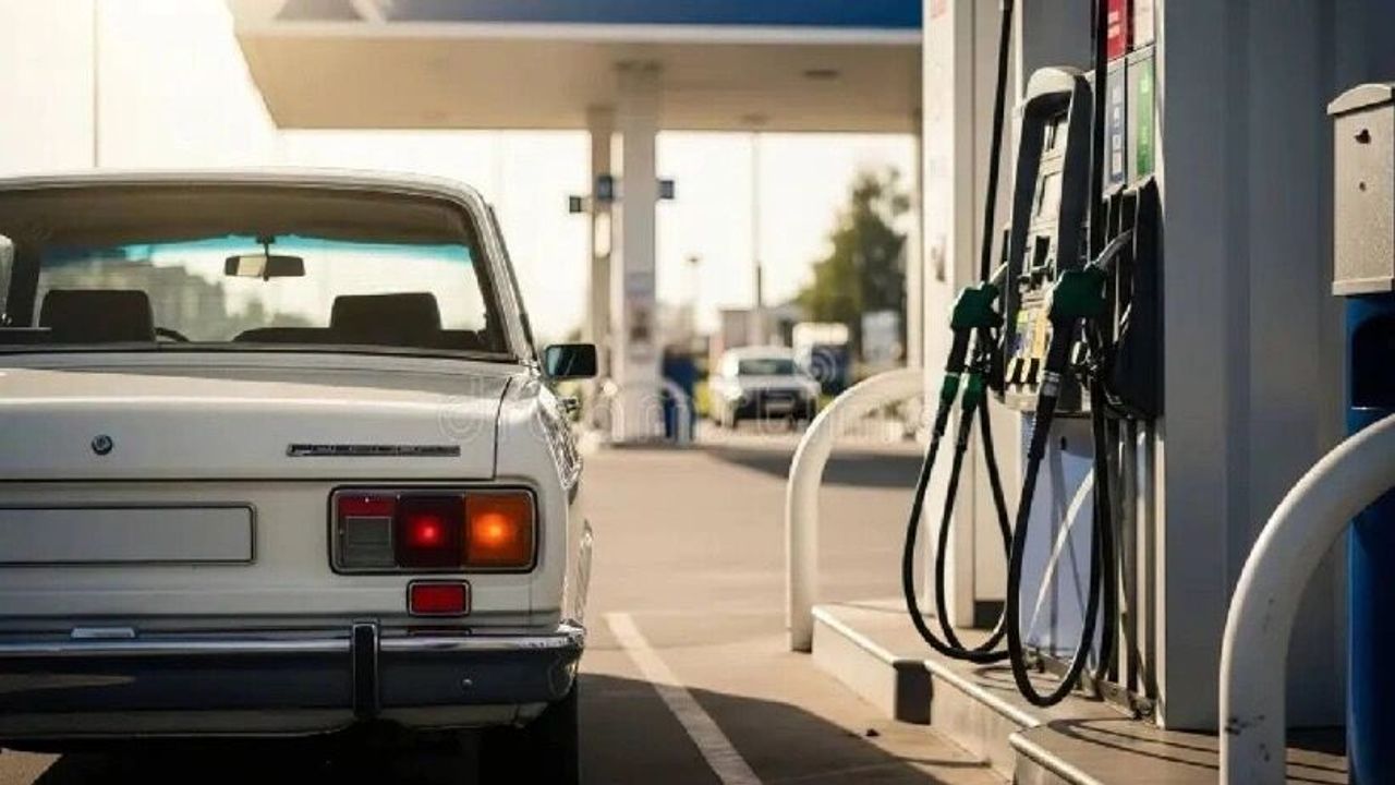 Klasik Otomobiller Modern Araçlardan Daha Az Yakıt Tüketiyor