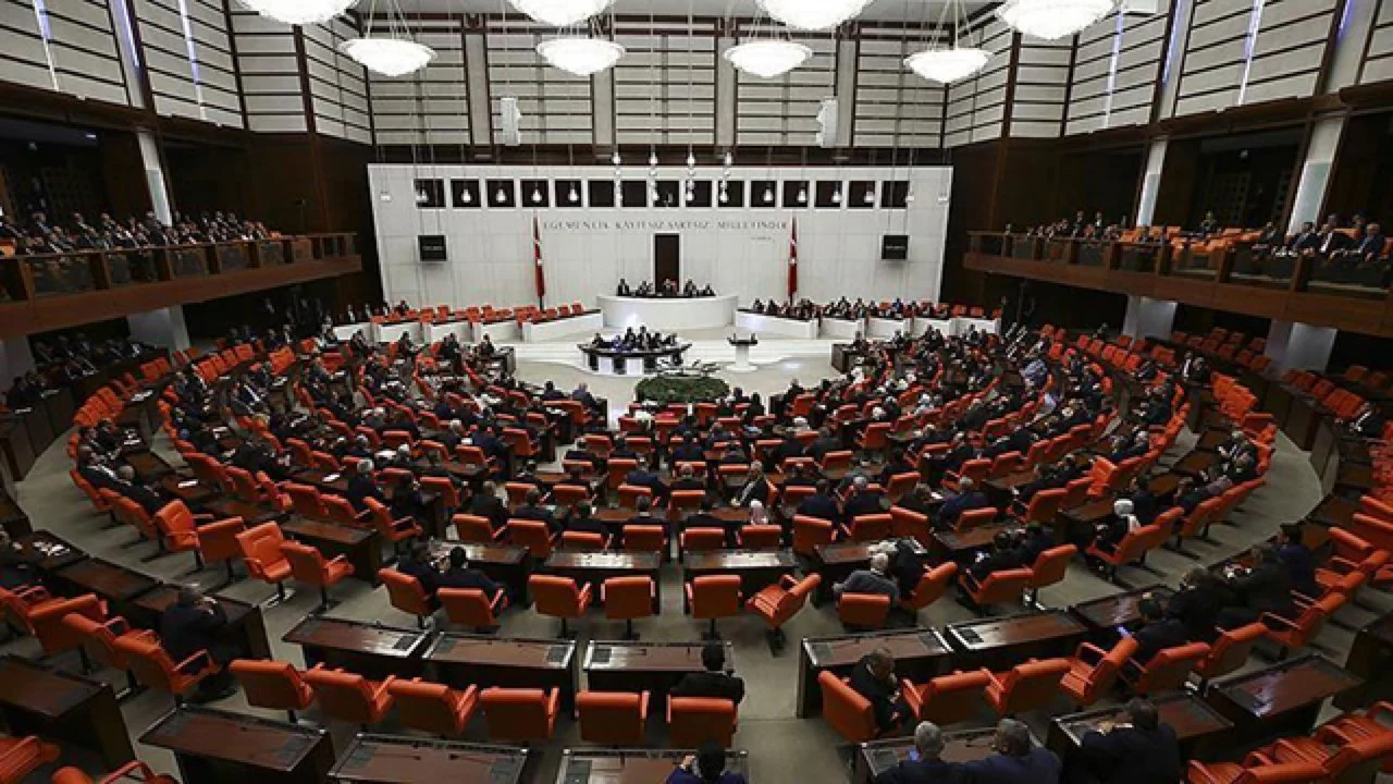TBMM'de 468 oyla kabul edilen çerçeve yasa, terörle mücadelede yeni bir dönem başlatıyor TBMM'de 468 oyla kabul edilen çerçeve yasa, terörle mücadelede yeni bir dönem başlatıyor