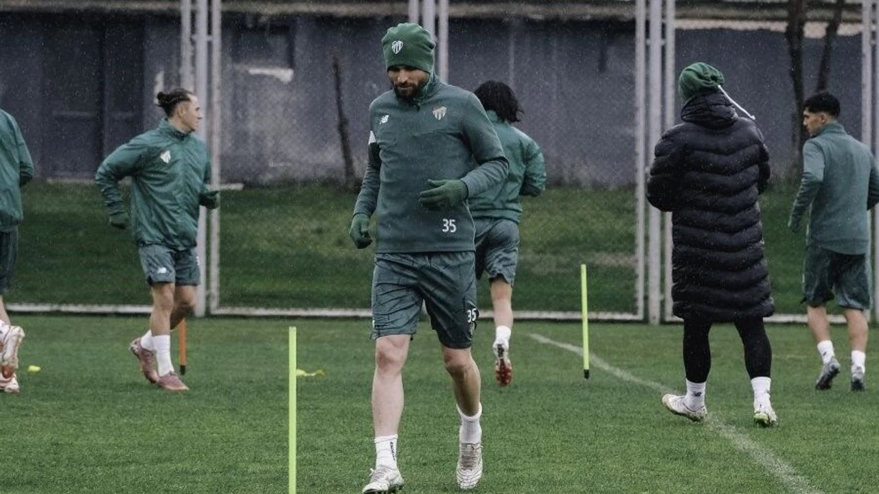 Bursaspor, Gebze Hazırlıklarına Hız Kesmeden Devam Ediyor